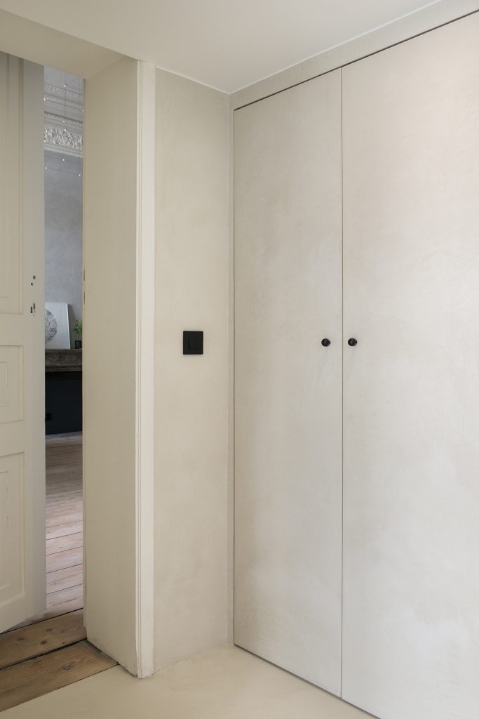 roupeiro e paredes mortex